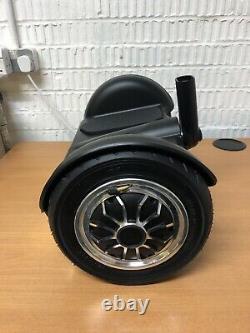 Whirlwind B5 Balance Board with Handle RRP £415